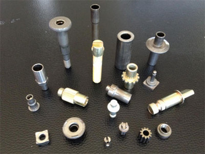 河北精拓 專注模具生產(chǎn)，夯實(shí)緊固件發(fā)展根基